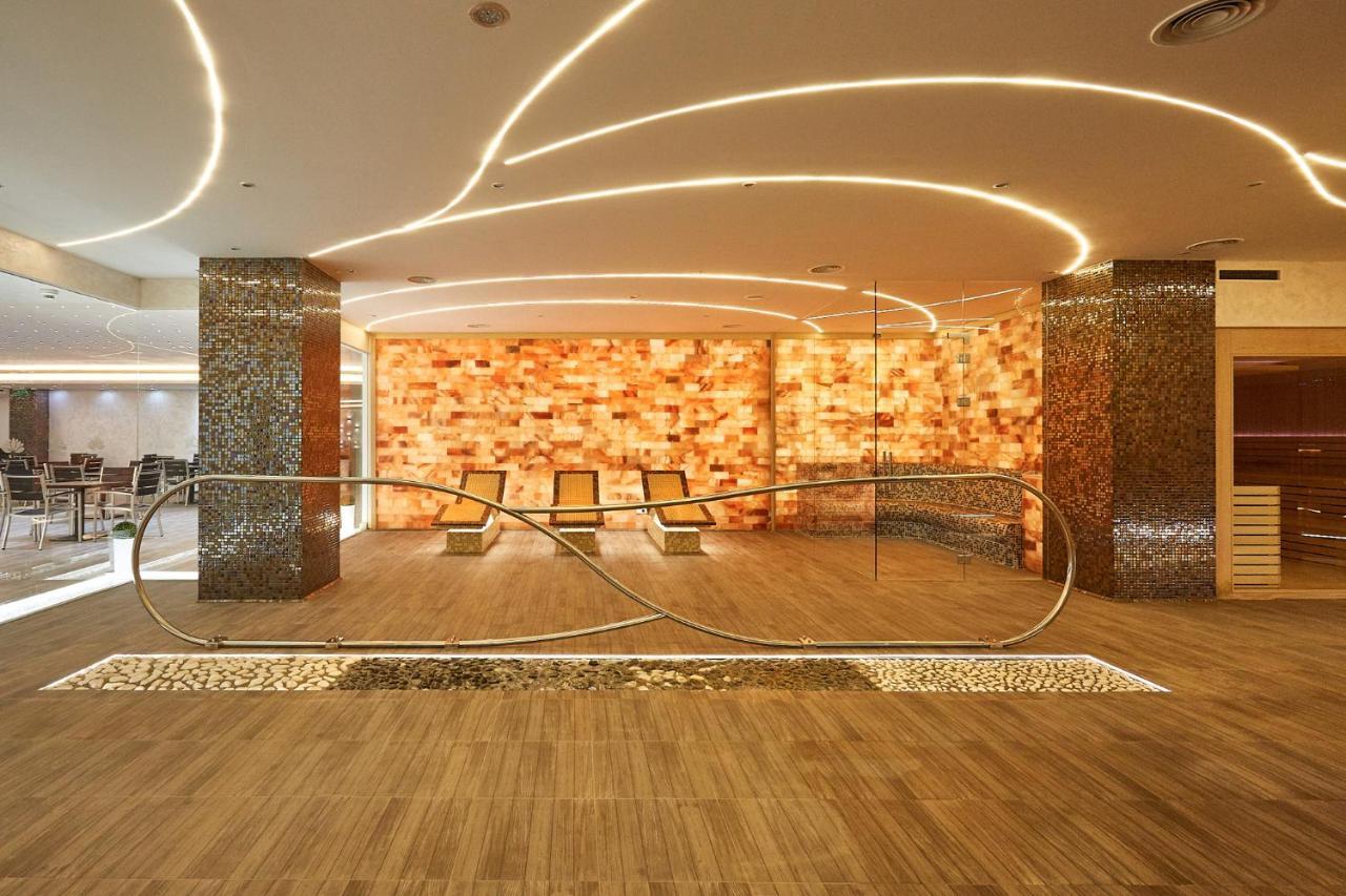 Отель A - Grand&sky Tornik 5*